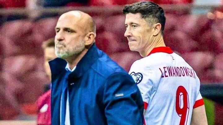 HLV Ba Lan từ chức - Hệ quả sau chuỗi thất bại thảm hại