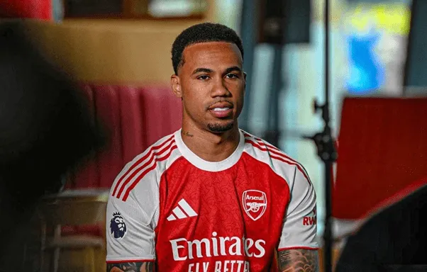 cau-thu-duoc-danh-gia-xuat-sac-nhat-cua-arsenal-min_11zon